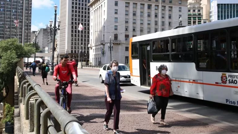 Brasil ultrapassa mil mortes por covid-19; 19,6 mil estão infectados