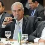 Reinaldo assina carta de governadores contra atos pró-intervenção