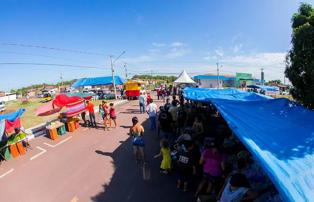 Leia mais sobre o artigo Prefeitura prorroga funcionamento de feiras livres até dia 15 em Corumbá