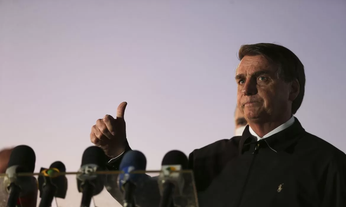 Leia mais sobre o artigo Bolsonaro pede que apoiadores não saiam às ruas no próximo domingo