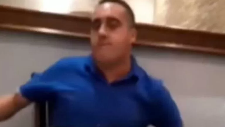 Vídeo | Sem saber que estava ao vivo, pastor agride e xinga mulher que o auxiliava em live