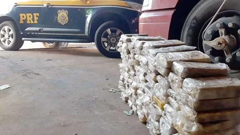 Carregamento de cocaína avaliado em mais de R$ 5 milhões é apreendido pela PRF