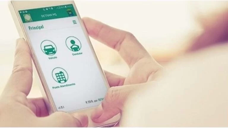 Condutores já podem renovar habilitação pelo celular com aplicativo do Detran Mobile