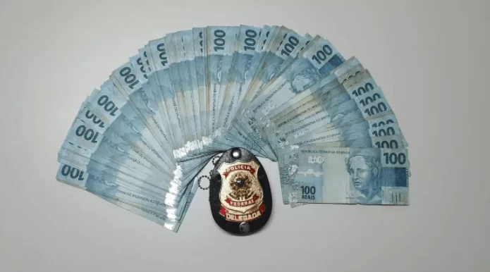 Você está visualizando atualmente PF apreendeu R$ 44 mil em endereços ligados a investigados por fraudes na Prefeitura de Corumbá