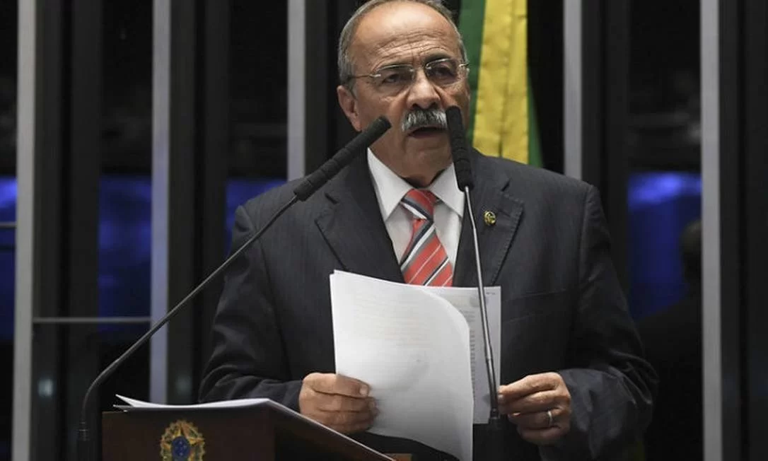 Leia mais sobre o artigo PF apreende dinheiro na cueca de vice-líder do governo Bolsonaro em operação sobre desvios em verba da Covid-19