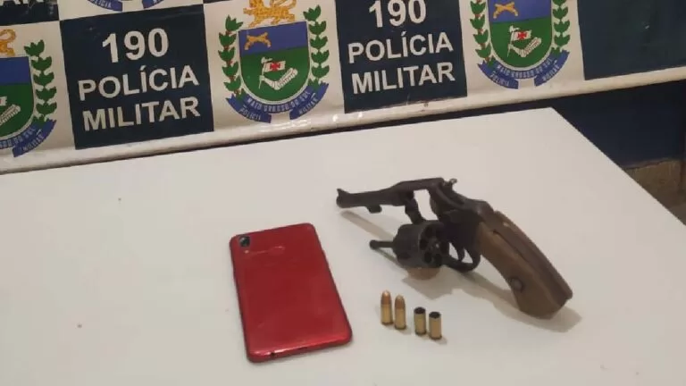 Após roubar celular, homem é preso quando tentava vender aparelho na parte alta de Corumbá