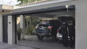 Leia mais sobre o artigo Polícia Federal cumpre mandado de busca na casa do prefeito de Corumbá