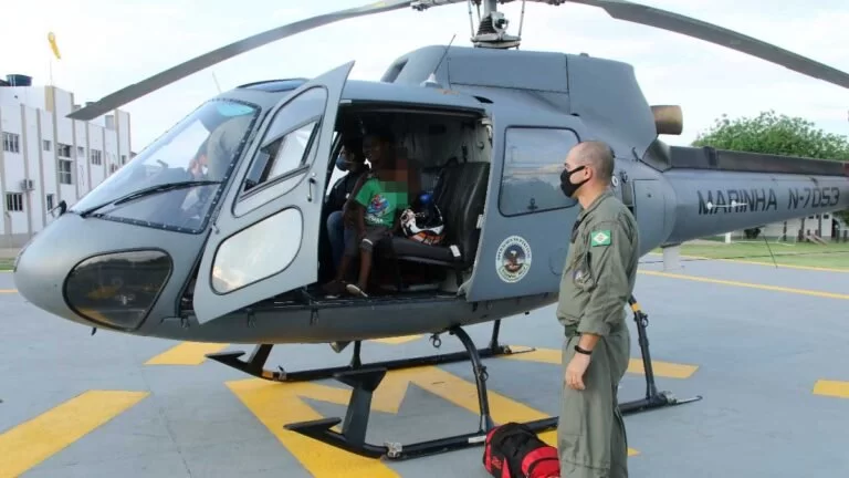 Criança de 5 anos é socorrida pela Marinha no Pantanal