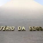 Governo destitui servidor envolvido em esquema de propina com pastores