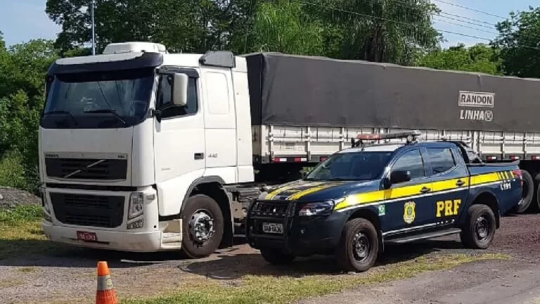 Após abordagem de carreta em Corumbá, PRF desconfia de sequestro e motorista é encontrado em MT