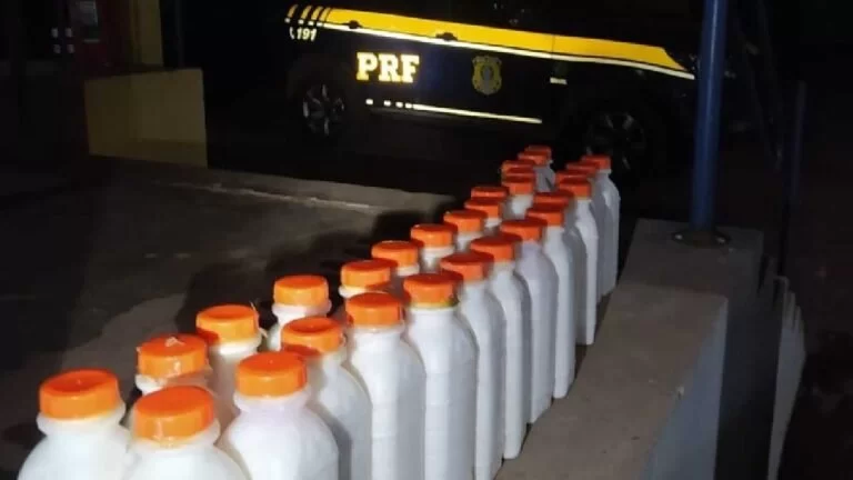 Boliviano é preso com carregamento de cocaína avaliada em R$ 1,2 milhão de reais