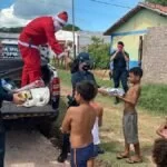 Polícia Militar realiza distribuição de brinquedos para crianças carentes em Corumbá e Ladário