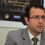 TJMS nega habeas corpus e mantém prisão de delegado que matou boliviano em Corumbá