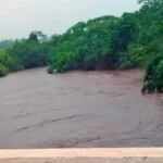 Em Bonito, nível do Rio Miranda atinge nível de emergência e deixa Defesa Civil em alerta