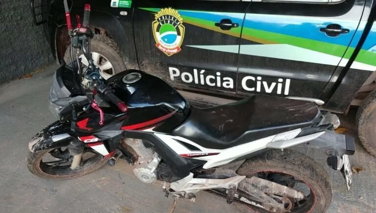 Polícia Civil de Ladário recupera motocicleta furtada