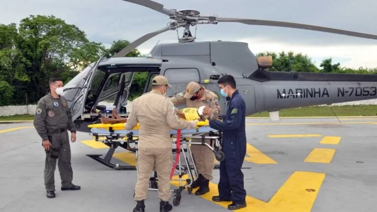 Debilitada, idosa de 78 anos é resgata pela Marinha em fazenda no Pantanal
