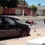 Jovem fica ferida em colisão entre carro e moto na Vila Mamona