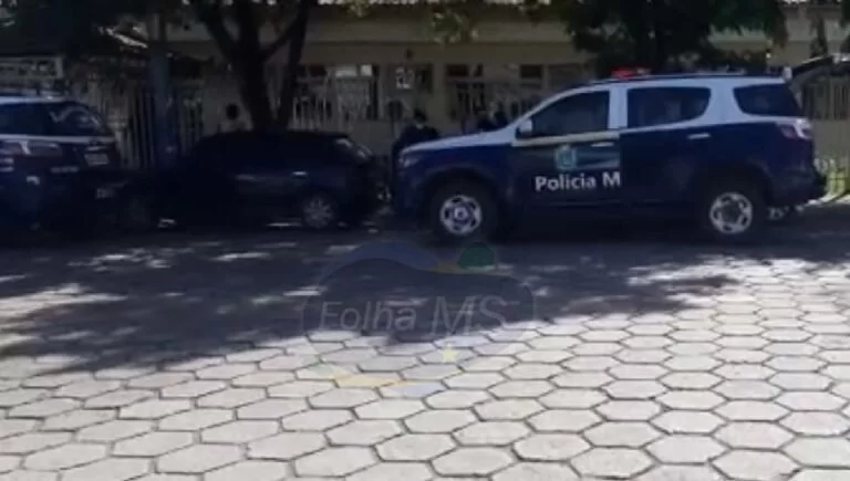 Familiares se recusam a usar máscaras durante visita a hospital e acabam presos pela PM