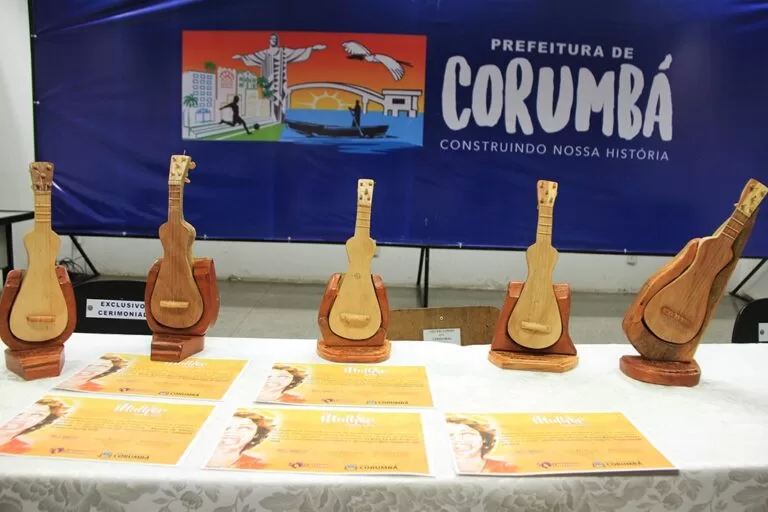 Prêmio Mulher Helô Urt