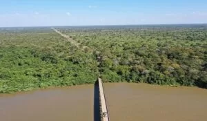 Leia mais sobre o artigo Obras viárias executadas pelo Governo do Estado no Pantanal beneficiam turismo e agronegócio