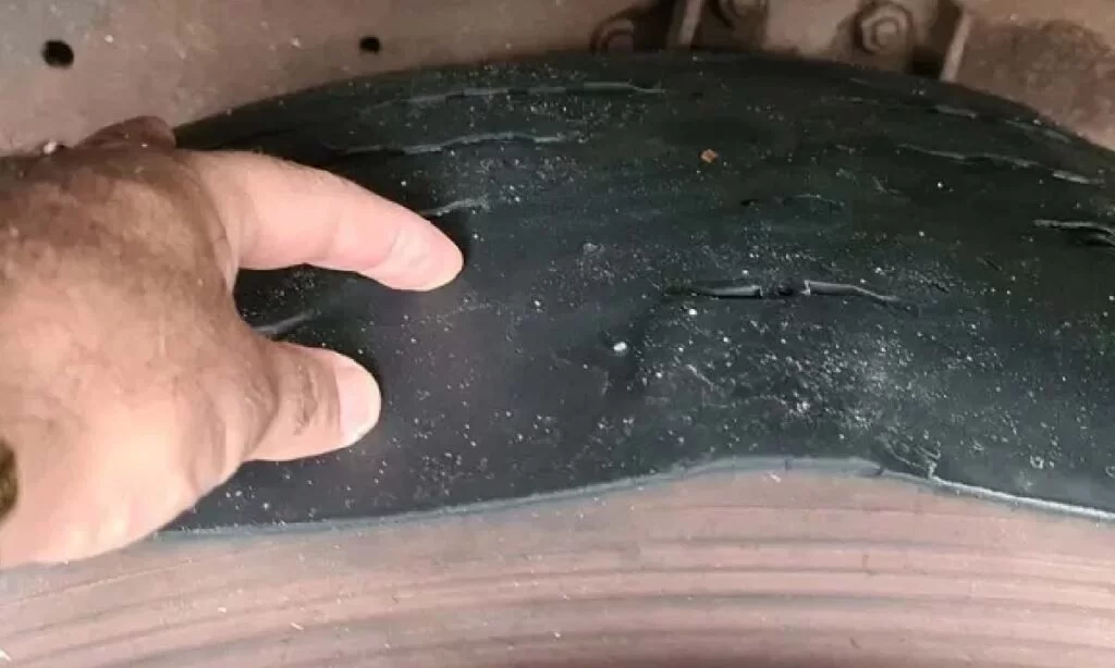 pneu careca