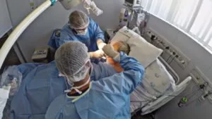 Leia mais sobre o artigo PL de Evander obriga presença de dentista especialista nas UTI’s dos hospitais de MS