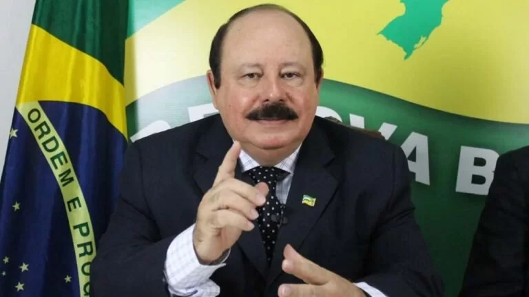 Fundador do PRTB, Levy Fidelix morre aos 69 anos em SP