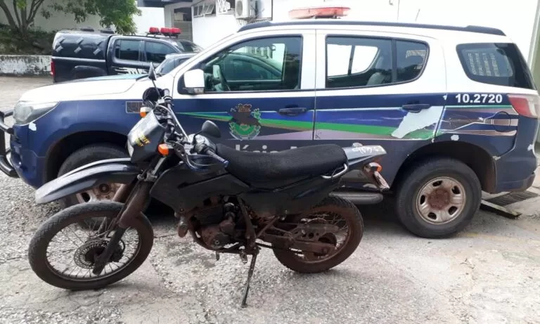 Polícia Militar recupera motocicleta furtada no bairro Popular Velha