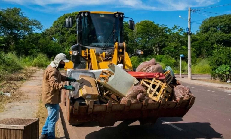 Popular Velha e Nossa Senhora de Fátima recebe mutirão da dengue