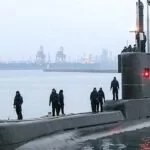 Militares anunciam naufrágio de submarino que desapareceu na Indonésia