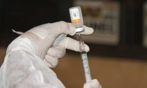 Leia mais sobre o artigo Vacinação contra covid-19 segue em nove pontos de imunização em Corumbá