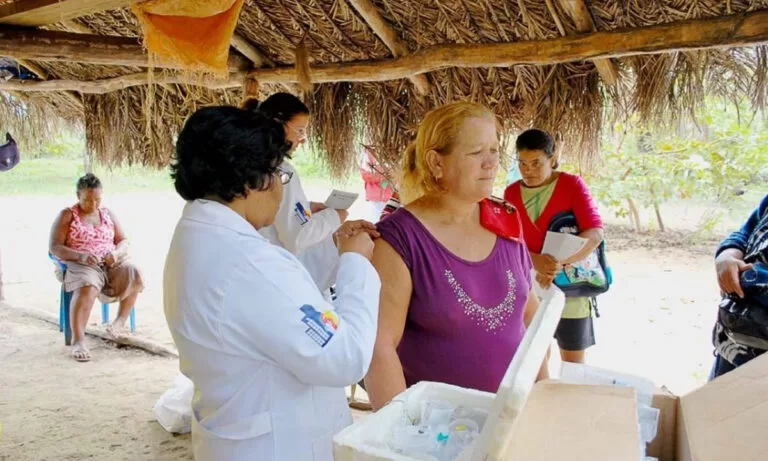 Parlamentar pede equipe de vacinação para atender comunidades ribeirinhas