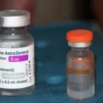 Corumbá aplica 2ª dose da AstraZeneca e CoronaVac nesta segunda