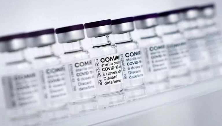 Brasil recebe mais 629 mil doses da vacina da Pfizer contra a covid-19