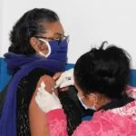 Idosos e professores já podem se vacinar contra H1N1 em Corumbá