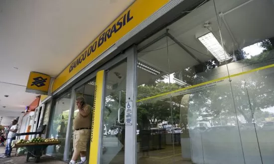 No momento, você está visualizando Banco do Brasil abre concurso com 4.480 vagas para escriturários