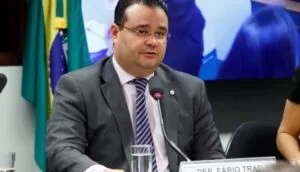 Leia mais sobre o artigo “Ministério da Saúde é a Petrobras de Bolsonaro”, diz vice-líder do PSD