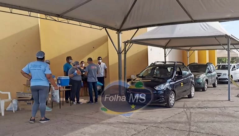 Pessoas a partir de 39 anos podem se vacinar neste sábado em Corumbá