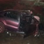 Condutor morre após carro cair em valeta na BR-262 próximo ao Anel Viário