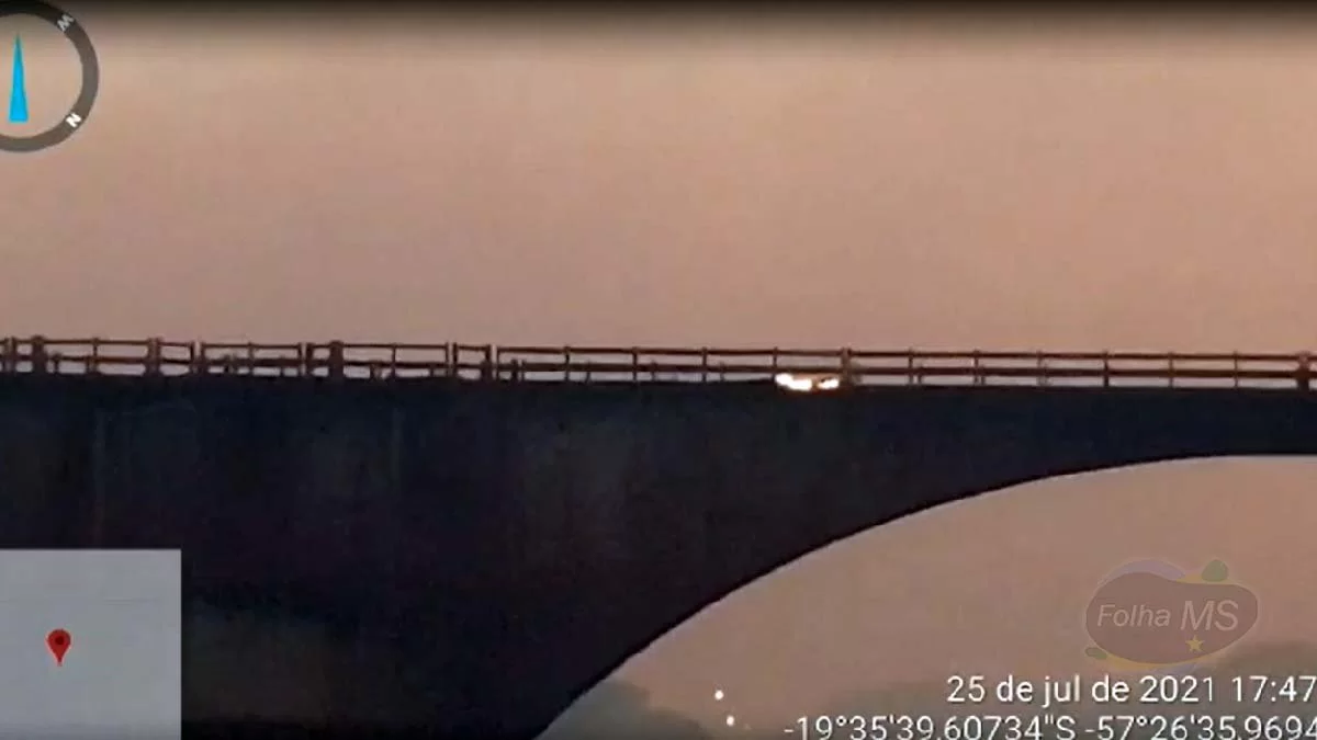 Você está visualizando atualmente Incêndios comprometem linha férrea na região de Porto Esperança | vídeo
