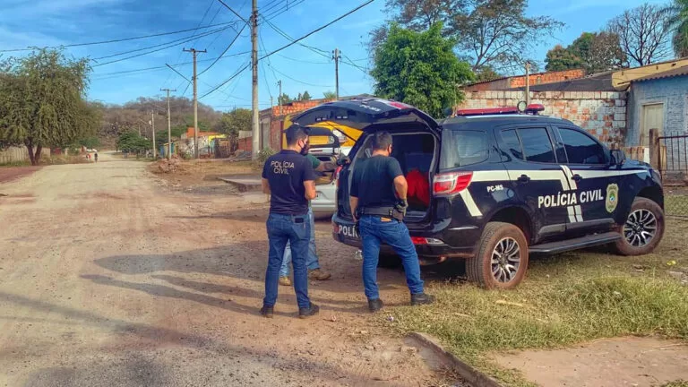 Suspeito de praticar roubos armado com revólver e facão é preso pela Polícia Civil de Ladário