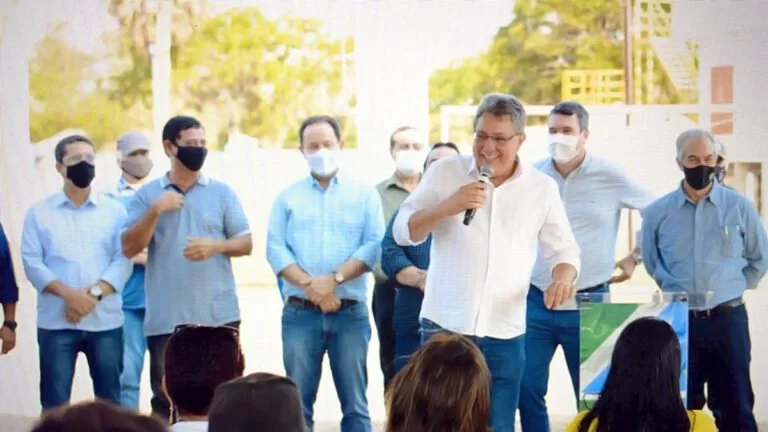 Evander diz que obras fazem justiça aos moradores e história de Porto Esperança