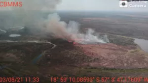 Leia mais sobre o artigo Com sobrevoo Bombeiros monitoram focos de queimadas no Pantanal
