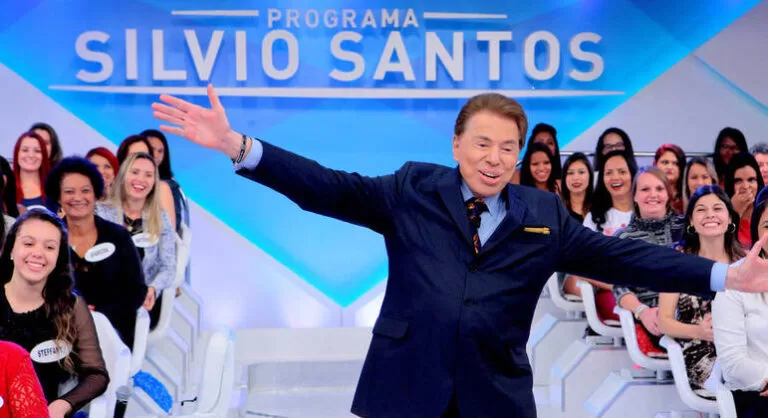 Silvio Santos é internado após ser diagnosticado com covid-19