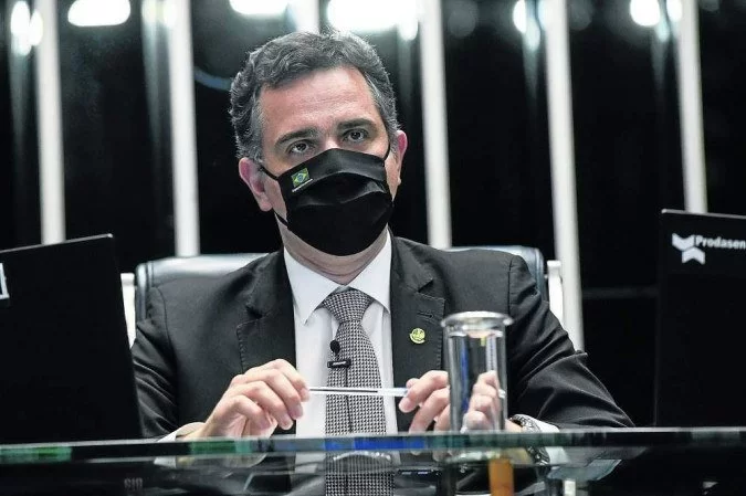 No momento, você está visualizando Pacheco e Rosa dão fim à MP das fake news