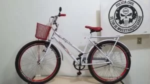 Leia mais sobre o artigo Polícia Civil e Penal recuperam bicicleta furtada em frente de supermercado no centro