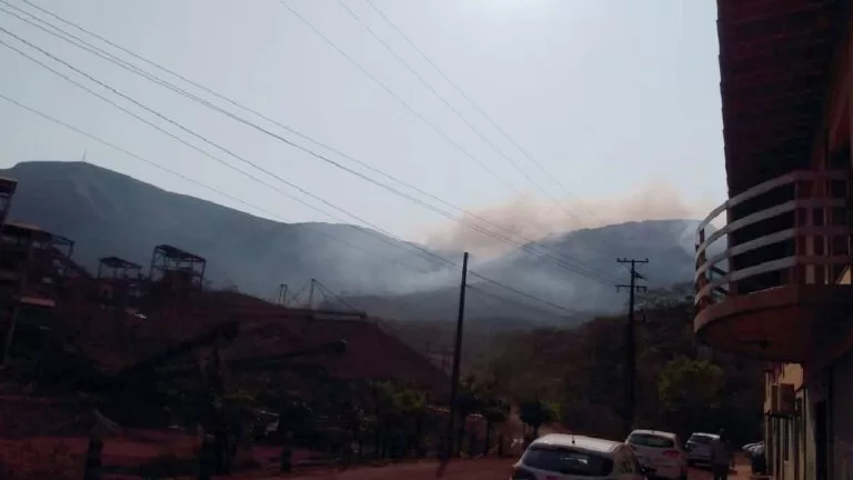 Queimadas avançam em Porto Esperança, Morro do Urucum e Santa Cruz