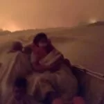 Famílias ribeirinhas são resgatadas pelos bombeiros em meio as queimadas no Pantanal | vídeo