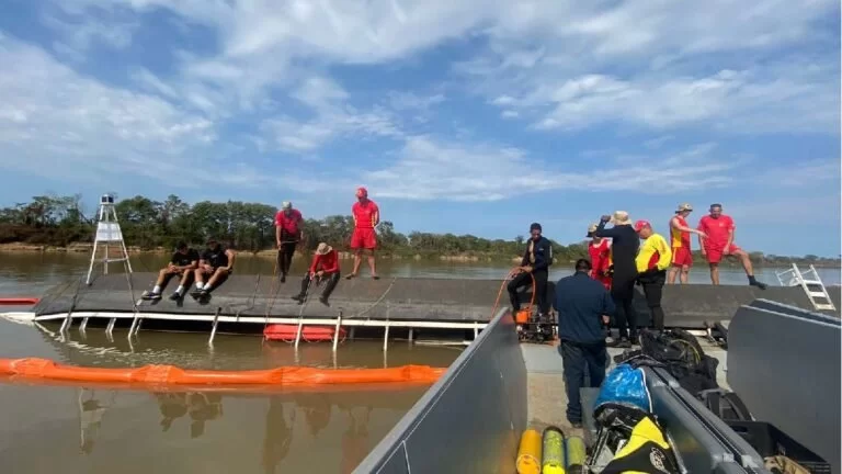 Bombeiros prosseguem em busca por 7ª vítima de naufrágio em Corumbá
