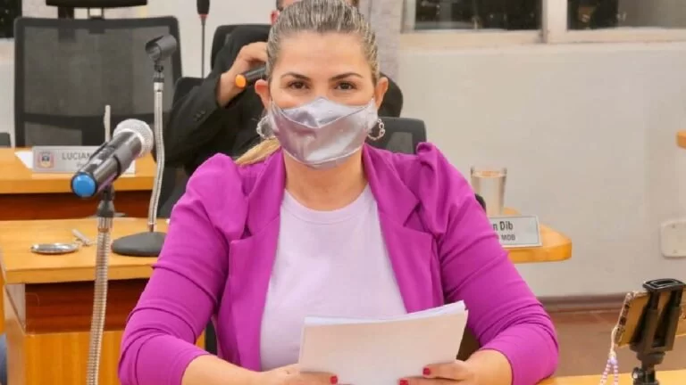 Vereadora pede informações sobre programa habitacional do Município